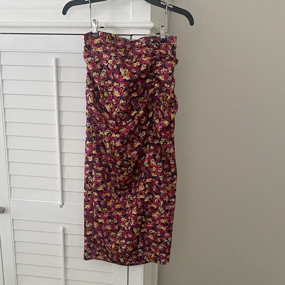 Zara Multicolor Floral Pencil Skirt